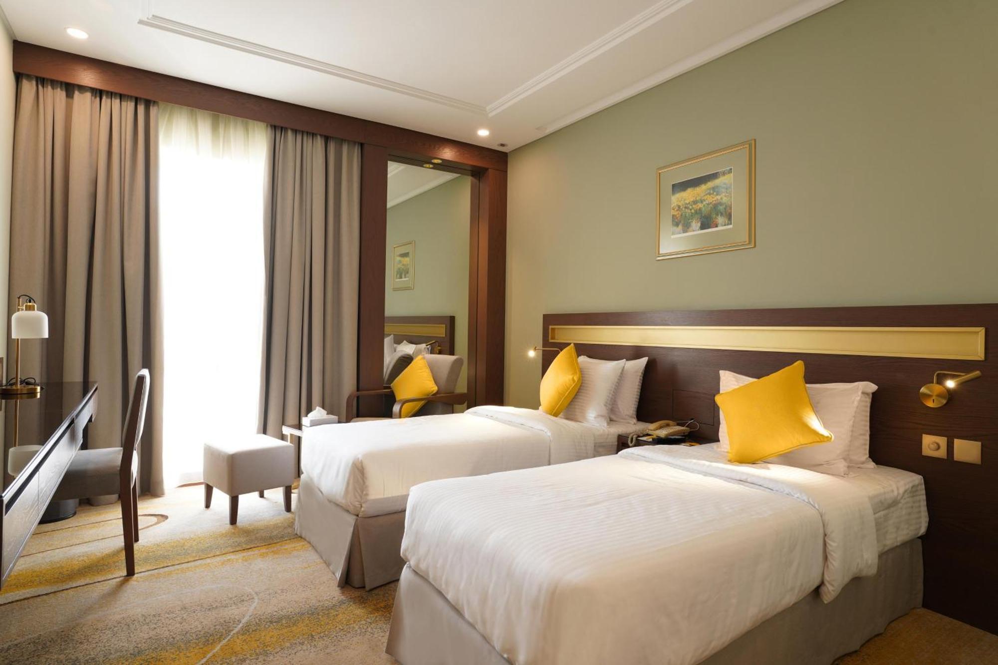 Hotel Golden Tulip Bahrain Manama Exterior foto