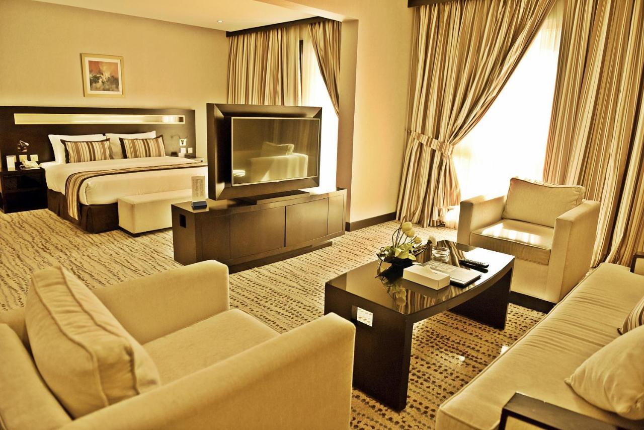 Hotel Golden Tulip Bahrain Manama Exterior foto