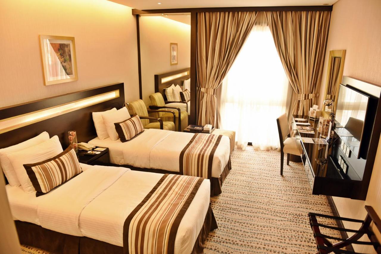 Hotel Golden Tulip Bahrain Manama Exterior foto