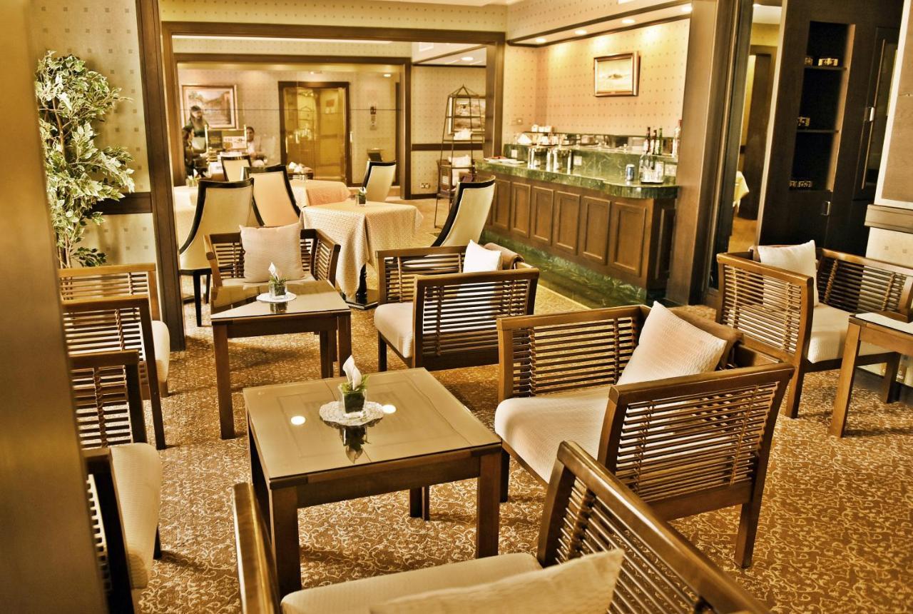 Hotel Golden Tulip Bahrain Manama Exterior foto